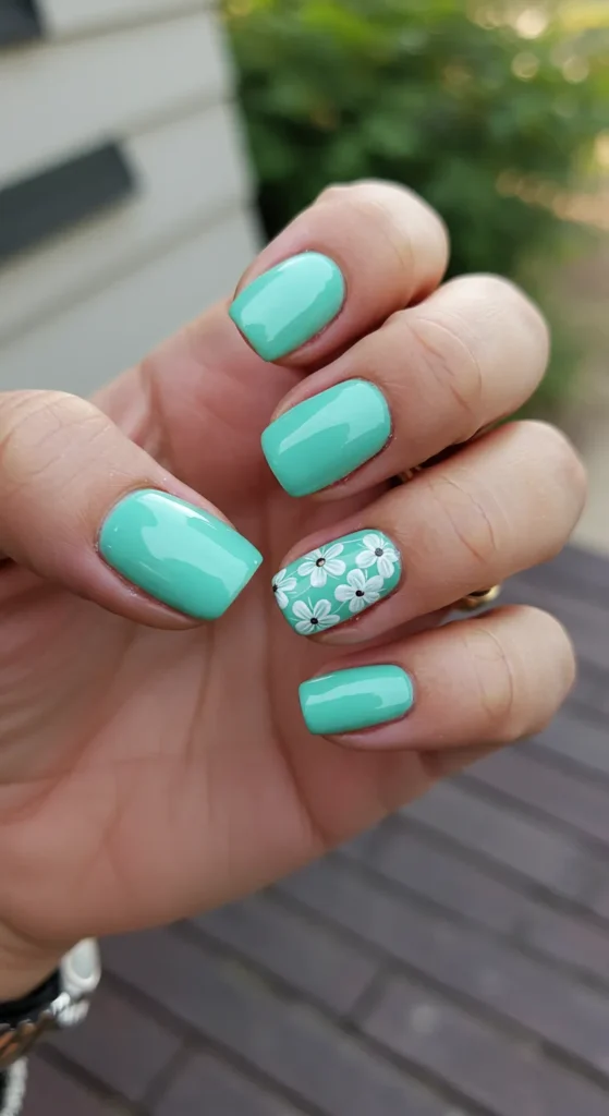 Mint Green Nails