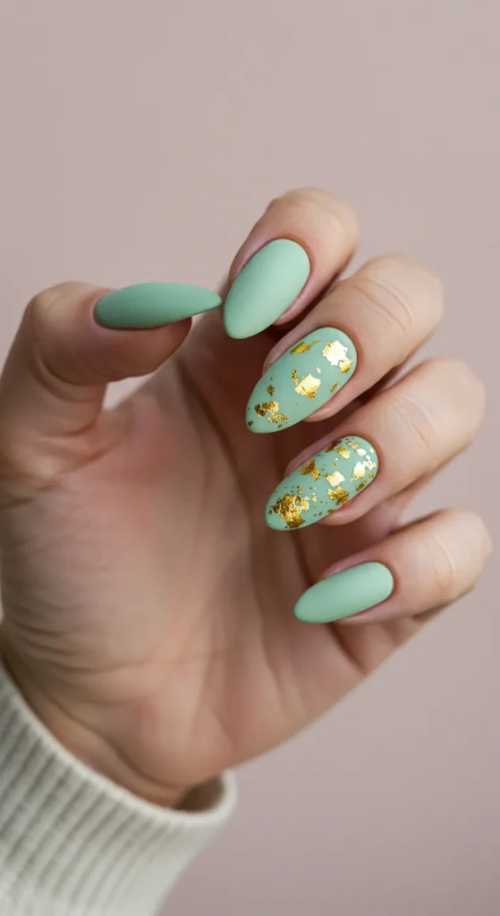 Golden Honeydew Hues nails designs ideas