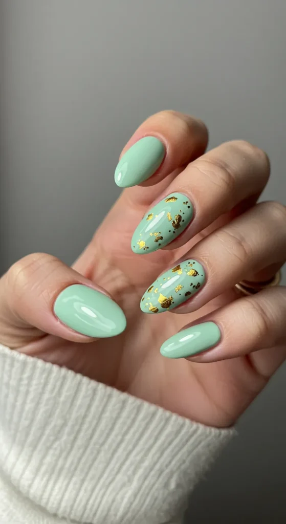 Golden Honeydew Hues nails designs ideas