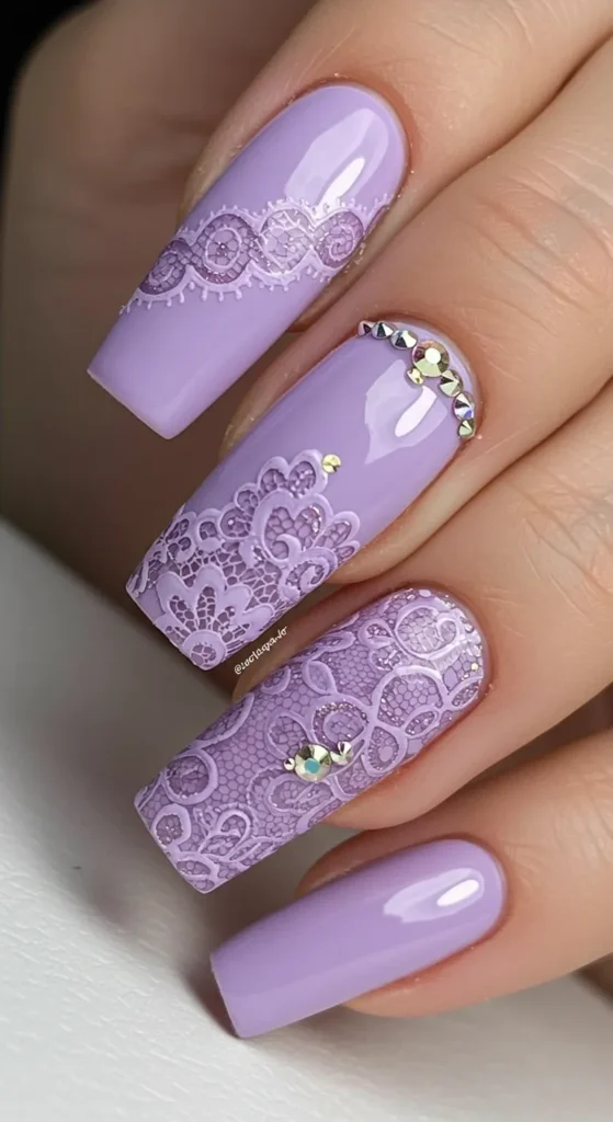 Lilac Lace Dream nails design